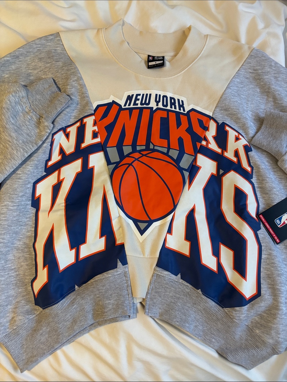 New York Knicks Colorblock Crewneck Oversized Sweatshirt